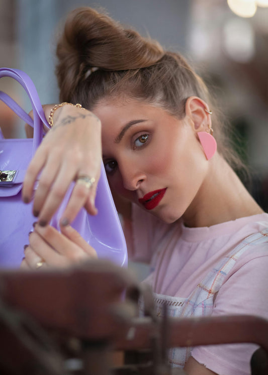 What Does Your Handbag Say About You?