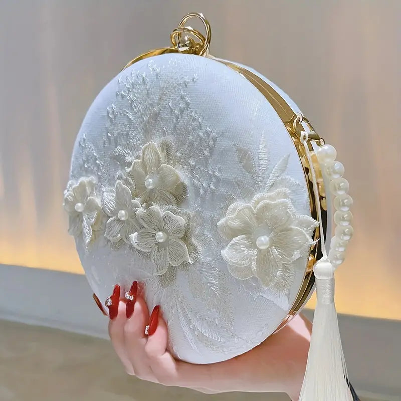 Chic Floral Embroidery Evening Clutch for Any Occasion